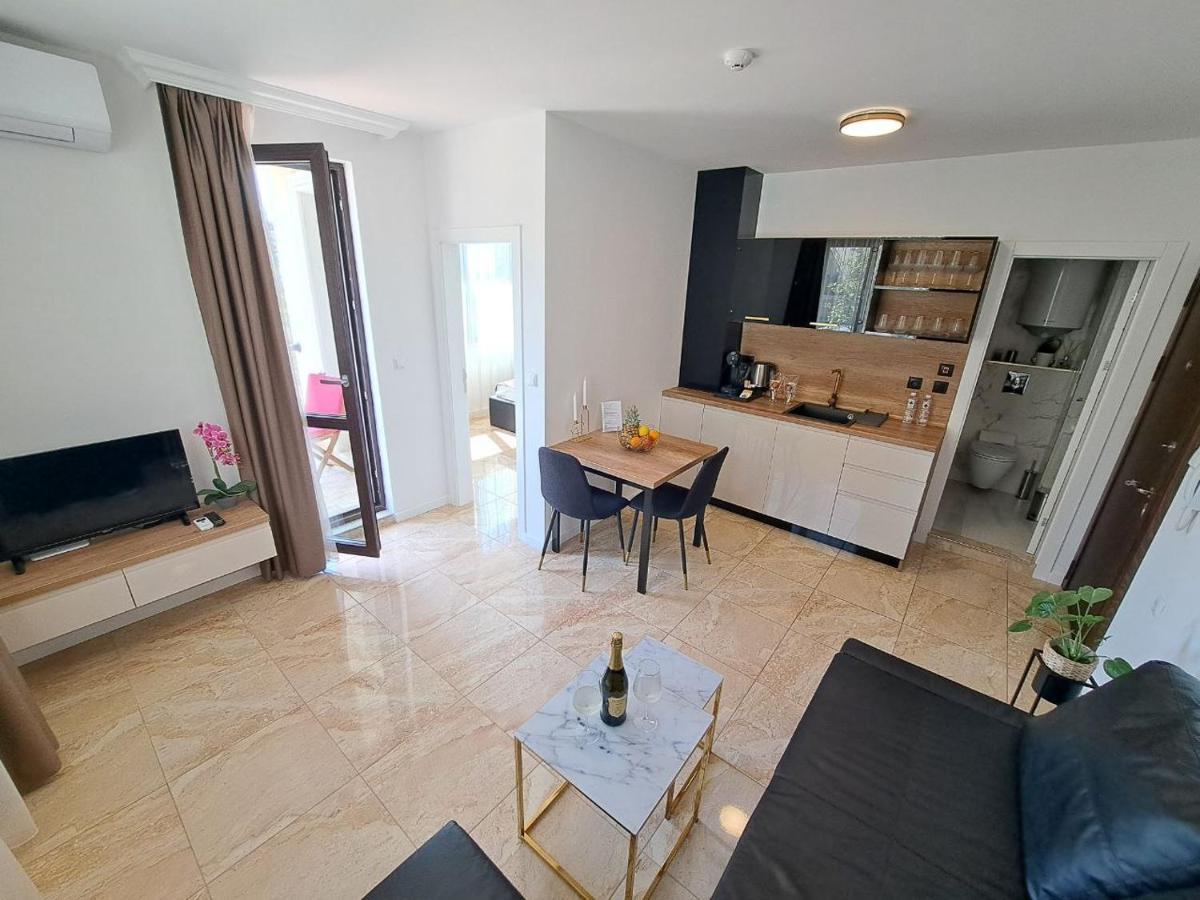 Onyx 2 Private Apartments Sveti Vlas Exteriör bild