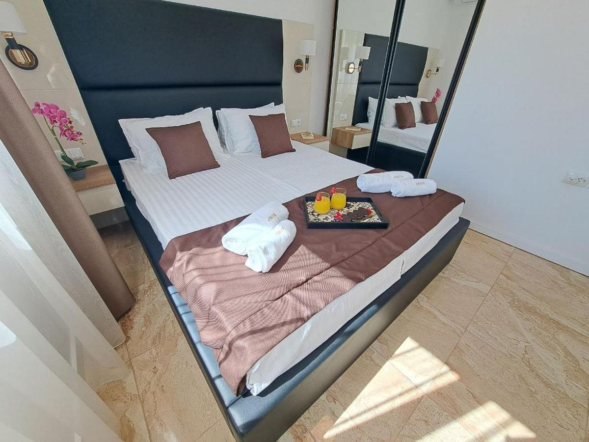 Onyx 2 Private Apartments Sveti Vlas Exteriör bild