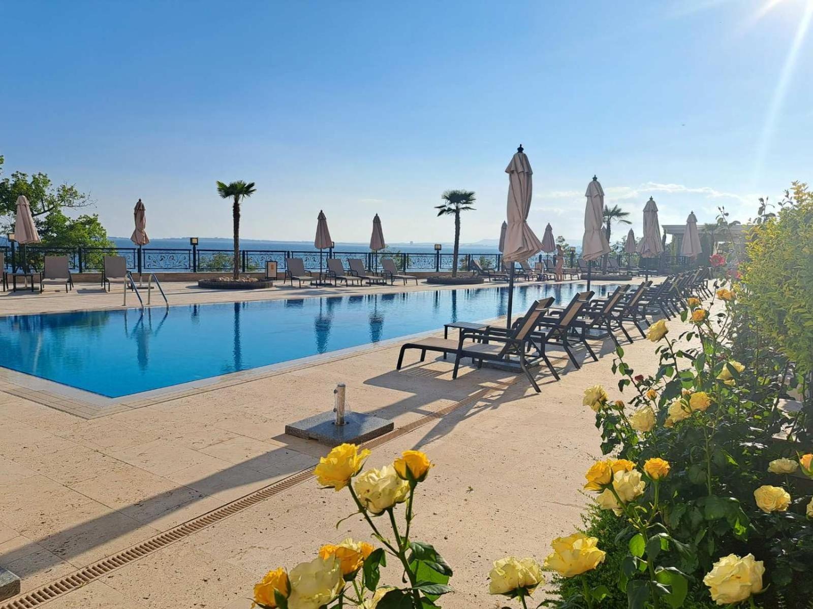 Onyx 2 Private Apartments Sveti Vlas Exteriör bild